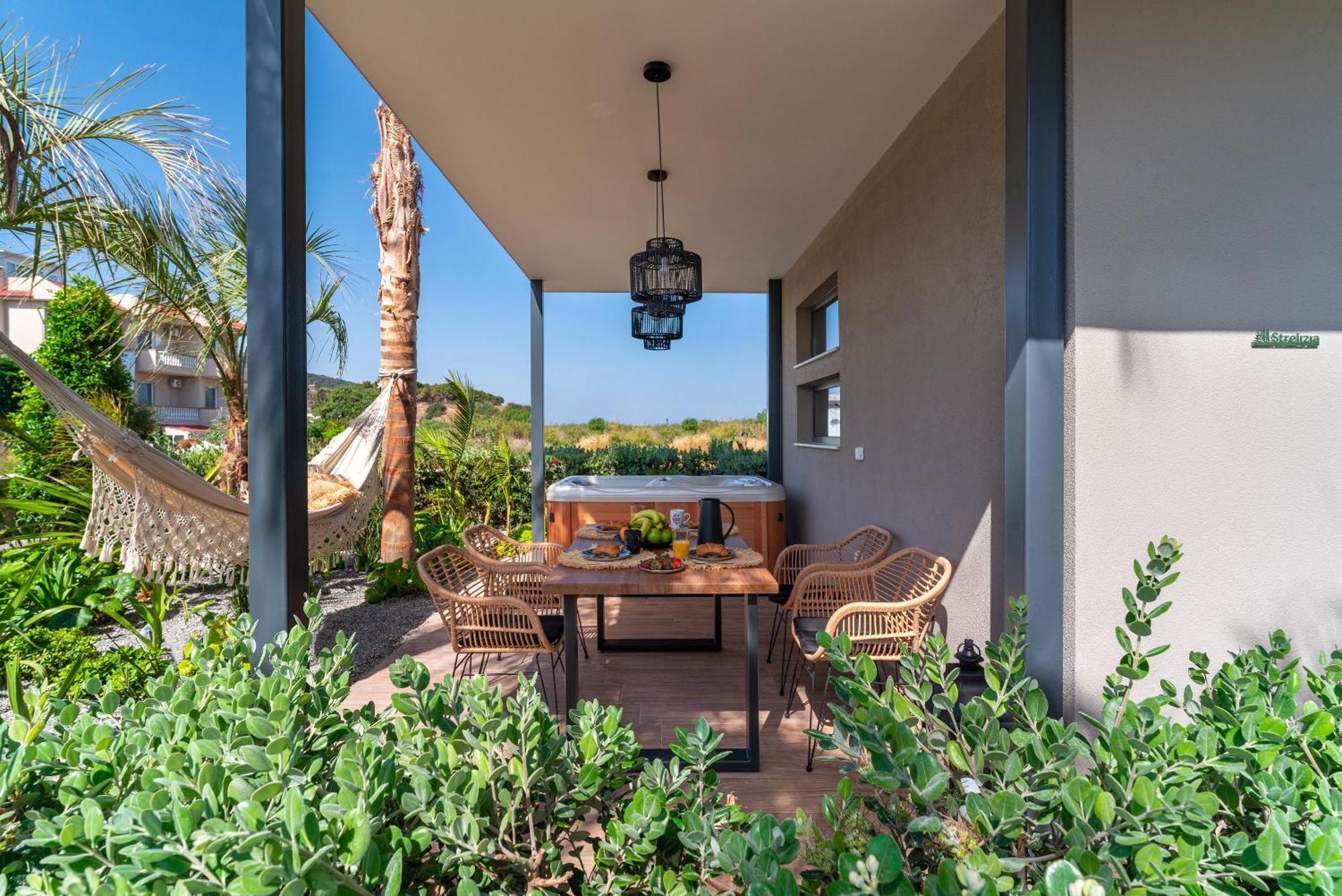 Palmeral Luxury Suites Kremasti  Phòng bức ảnh