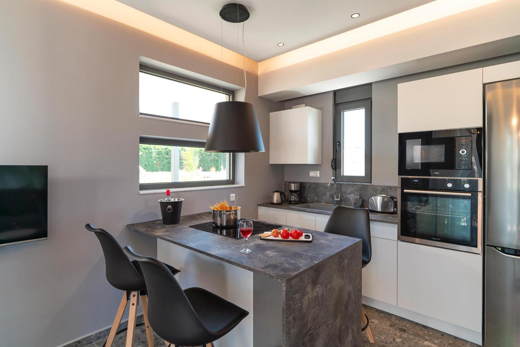 Palmeral Luxury Suites Kremasti  Phòng bức ảnh