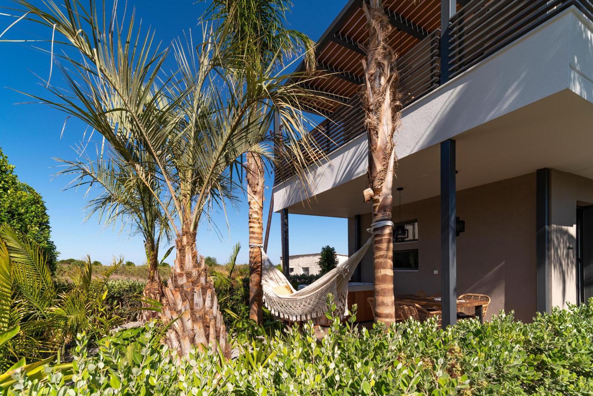 Palmeral Luxury Suites Kremasti  Phòng bức ảnh